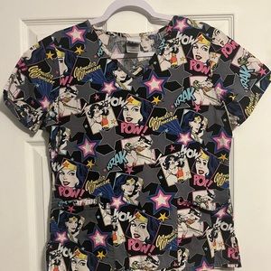 Scrub top